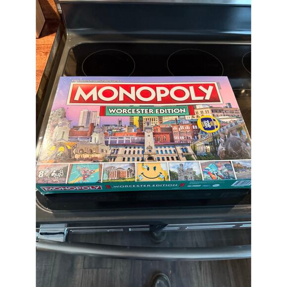 Hasbro Monopoly Worcester Edition Board Game - Brand New - Picture 1 of 11